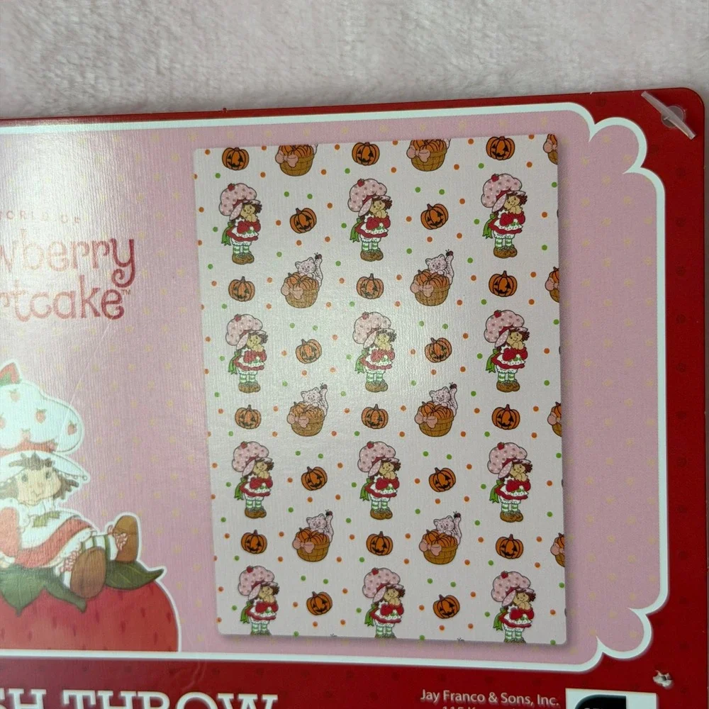 New Strawberry Shortcake 50x70 Halloween Pink Pumpkin Fall Autumn Custard Cat